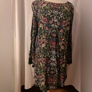 Versatile floral tunic top or mini dress